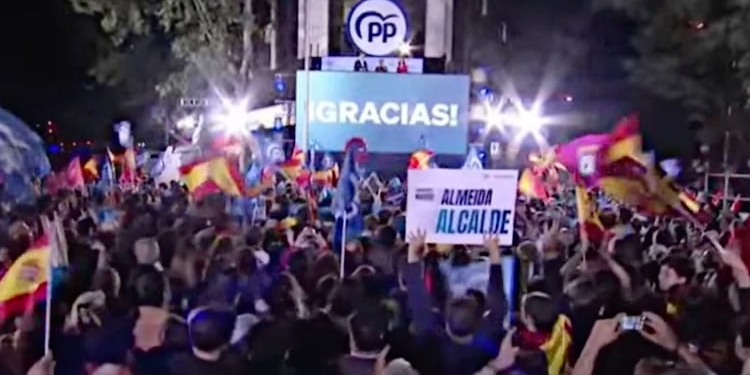 Sánchez hunde al PSOE en las elecciones locales y pierde su primer pulso con Feijóo