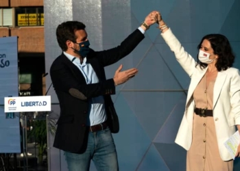 Casado y Ayuso en el acto de inicio de campaña del PP en Madrid./ Foto: PP