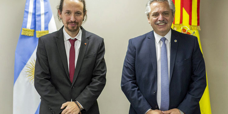 Pablo Iglesias y Alberto Fernández.