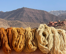 La Real Fábrica de Tapices acoge la exposición ‘Paisajes Tejidos de Kavita Pamar’