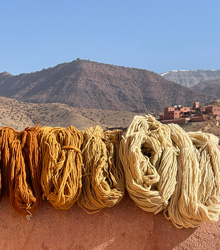 La Real Fábrica de Tapices acoge la exposición ‘Paisajes Tejidos de Kavita Pamar’
