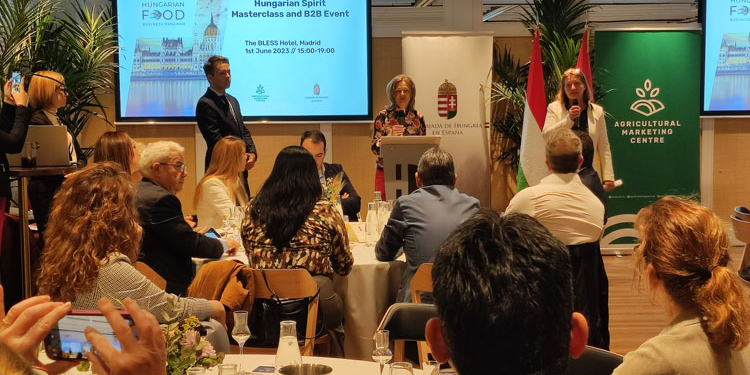 El aguardiente Pálinka protagoniza una variada cata de bebidas húngaras