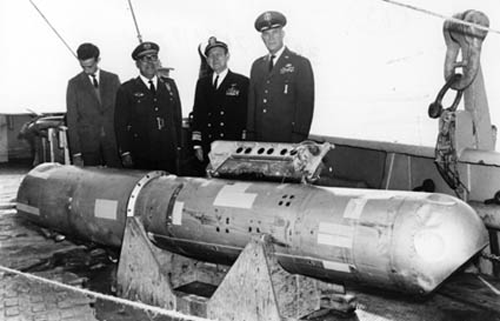 España y EE UU preparan la negociación para un acuerdo vinculante sobre Palomares