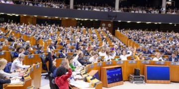 La Eurocámara expresa su “gran preocupación” por el desvío de fondos europeos en el caso Koldo