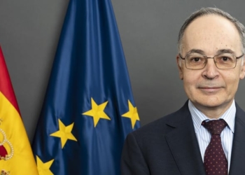 Albares prepara una nueva cúpula del Ministerio, tras enviar a Pascual Navarro de embajador a Berlín