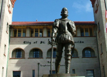 Pedro Menéndez Aviles fundó en 1565 San Agustín, en el actual estado de la Florida.