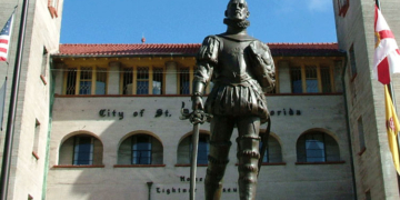 Pedro Menéndez Aviles fundó en 1565 San Agustín, en el actual estado de la Florida.