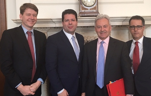 Gibraltar y Londres acuerdan reunirse periódicamente para preparar el ‘Brexit’
