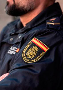 Casa Mediterráneo conmemora el 196 aniversario de la Policía Nacional