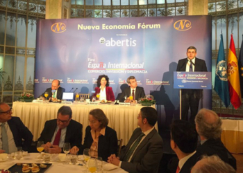 Pololikashvili propone políticas turísticas para crear empleo de calidad