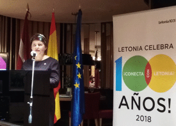 La embajadora de Letonia se felicita por las buenas relaciones con España