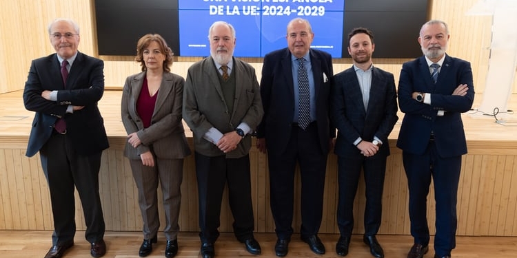 Javier Elorza: «La ampliación la van a pagar la agricultura y los países pobres»