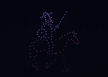 La Embajada de EE.UU. celebra el 4 de julio con un espectáculo de drones