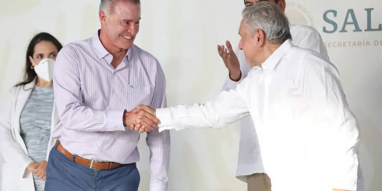 Quirino Ordaz y el presidente de México./ Foto: Twitter