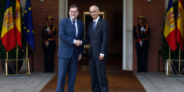 Andorra celebrará en Madrid sus 25 años de relaciones con España pese a la crisis