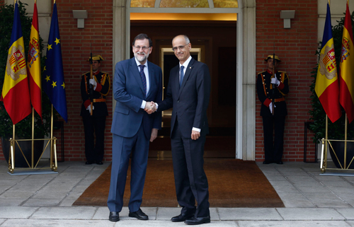 Andorra celebrará en Madrid sus 25 años de relaciones con España pese a la crisis