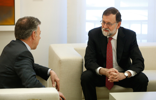 Rajoy y Santos coinciden en su preocupación por la crisis venezolana