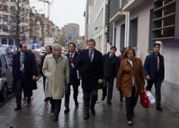 Los partidos negocian la posición de España sobre los refugiados sirios