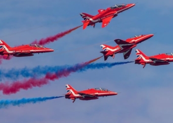 Londres prepara exhibiciones de los ’Red Arrows’ en Gibraltar y Menorca