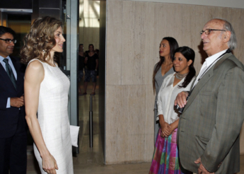 La Reina entrega los premios de la Fundación Consejo España-India