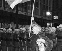 Granada recuerda la Revolución de Terciopelo con fotos de Pavel Hroch