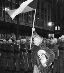 Granada recuerda la Revolución de Terciopelo con fotos de Pavel Hroch