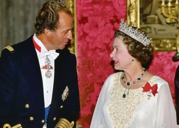 El Gobierno elude la polémica sobre la asistencia del Rey emérito al funeral de Isabel II