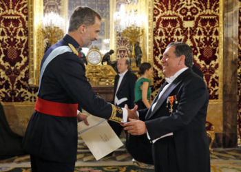 Los embajadores de Argentina, Ucrania, Bolivia, Guatemala, Azerbaiyán y Mongolia se presentan al Rey