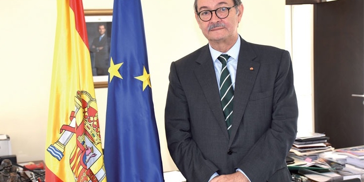 El Gobierno concederá una nueva prórroga al embajador en Marruecos