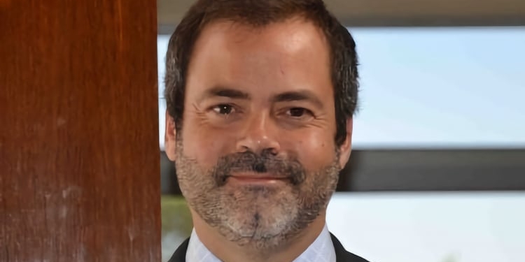 Milei elige como embajador en España a Roberto Bosch, actual encargado de negocios