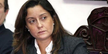 Albares llama a su colega de Venezuela para “interesarse” por la detención de Rocío San Miguel