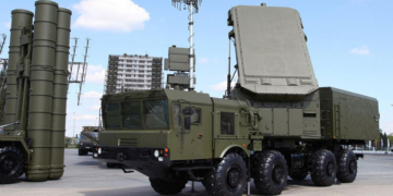 El sistema de defensa antiaérea ruso S-400.