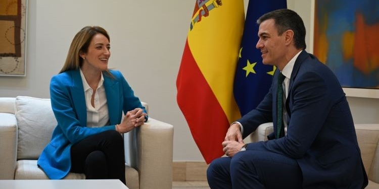 El Gobierno pide a Metsola el uso de las lenguas cooficiales en los plenos de la Eurocámara