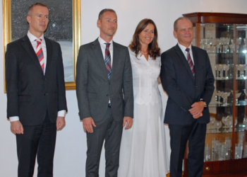 La embajada de Eslovaquia conmemora el 25 aniversario de su Constitución