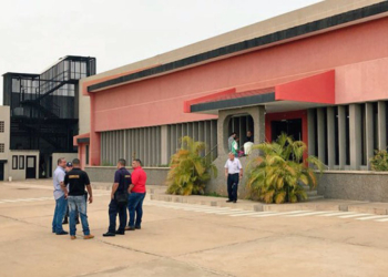 Exteriores denuncia que la confiscación de la empresa no respeta las leyes de Venezuela.