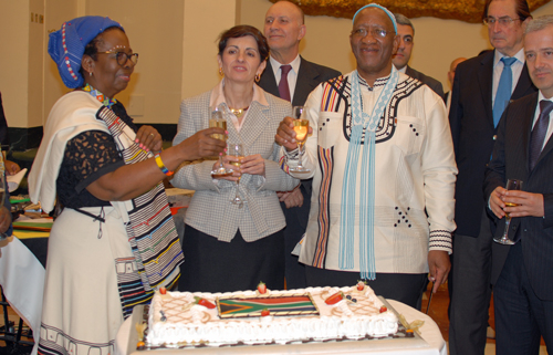 Sudáfrica prepara actos en Madrid para conmemorar el legado de Mandela