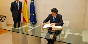 España y Japón elevan a “asociación estratégica” su relación bilateral