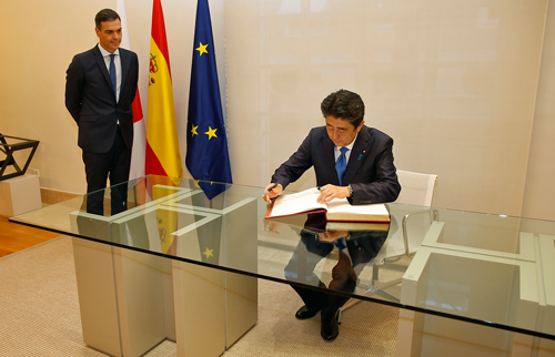 España y Japón elevan a “asociación estratégica” su relación bilateral