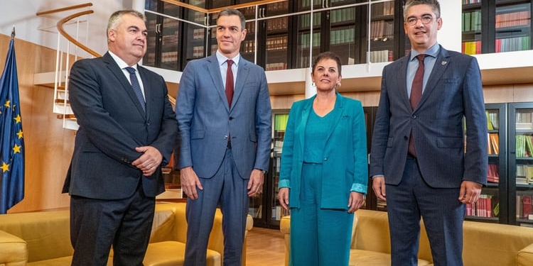 Sánchez se empantana en su carrera de cesiones a los independentistas catalanes