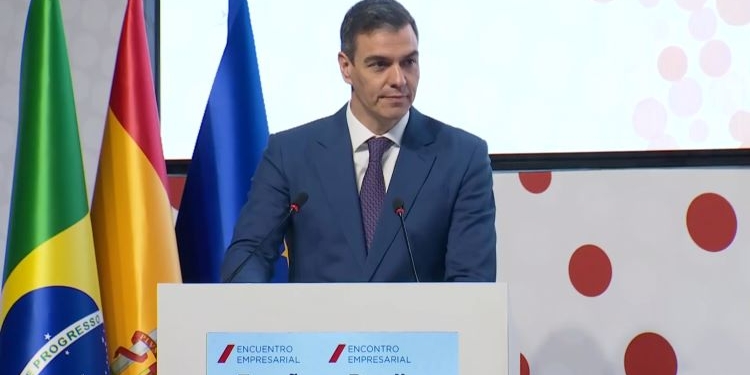 Sánchez asegura que Lula ha convertido Brasil en un país “muy atractivo” para las inversiones