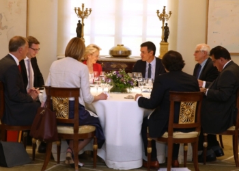 Sánchez, Borrell y Von der Leyen dialogan sobre clima, género, migraciones y ‘Brexit’