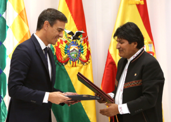 Sánchez firma en Bolivia la entrada de empresas españolas en un megaproyecto ferroviario