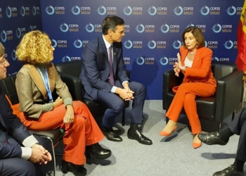 Nancy Pelosi pide a Sánchez que lidere “el regreso de la democracia a Venezuela”