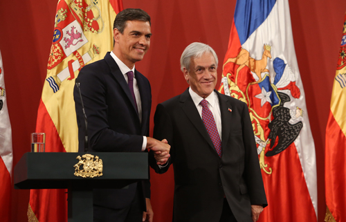 Sánchez abre con una reunión con Piñera su primera gira iberoamericana