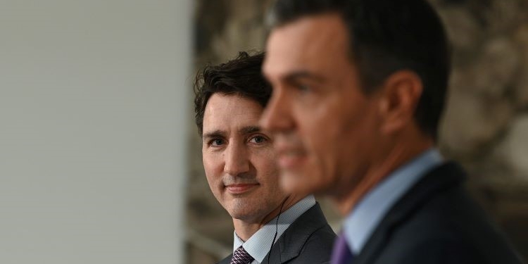 El presidente del Gobierno y Justin Trudeau escenifican en Moncloa su “visión compartida del mundo”