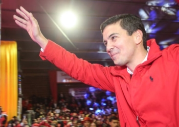 El Gobierno español felicita al nuevo presidente de Paraguay, Santiago Peña