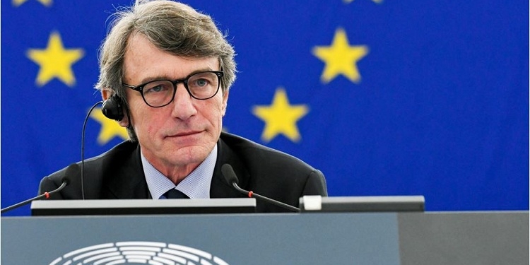 El socialista Sassoli sucede a su compatriota Tajani en el Parlamento Europeo