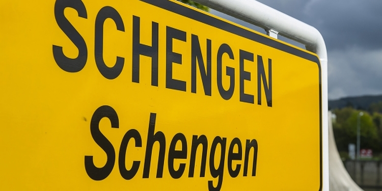 Bulgaria y Rumanía entrarán en marzo en el Espacio Schengen, de momento por mar y aire