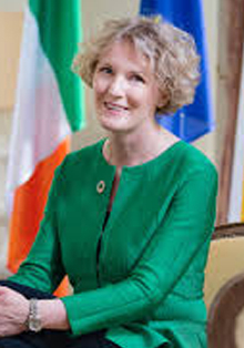 La embajadora irlandesa habla sobre los lazos de su país con España