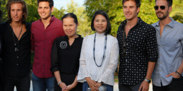 La embajadora de Tailandia presenta el vídeo del último disco de Dvicio